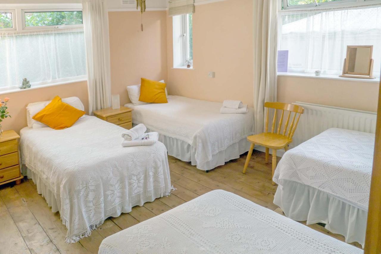 Healing Waters Sanctuary For Exclusive Private Hire And Self Catering Board, Vegetarian, Alcohol & Wifi Free Retreat In Glastonbury Exteriér fotografie