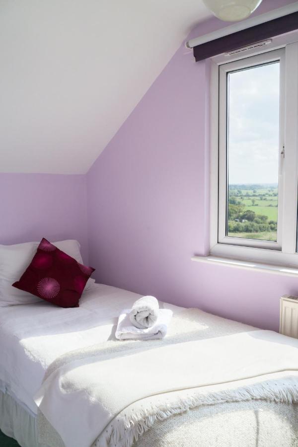 Healing Waters Sanctuary For Exclusive Private Hire And Self Catering Board, Vegetarian, Alcohol & Wifi Free Retreat In Glastonbury Exteriér fotografie