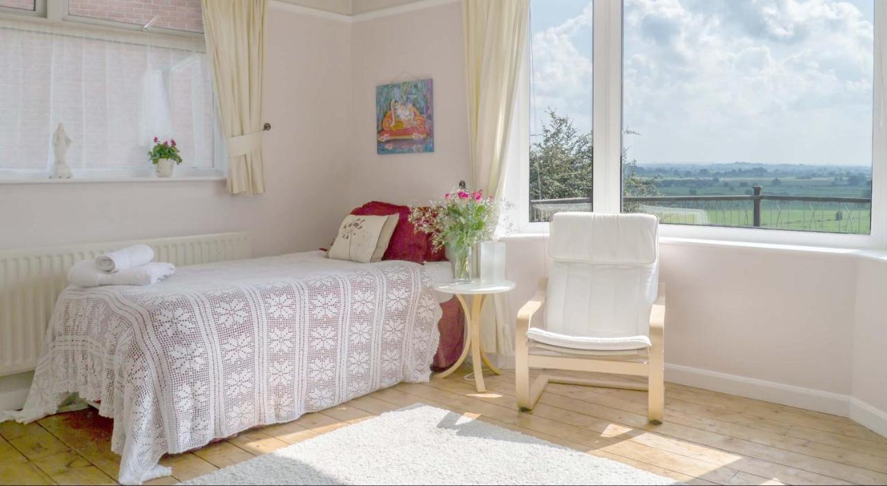 Healing Waters Sanctuary For Exclusive Private Hire And Self Catering Board, Vegetarian, Alcohol & Wifi Free Retreat In Glastonbury Exteriér fotografie